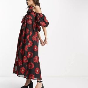 Floral Off-Shoulder Maxi Dress - Black and Red